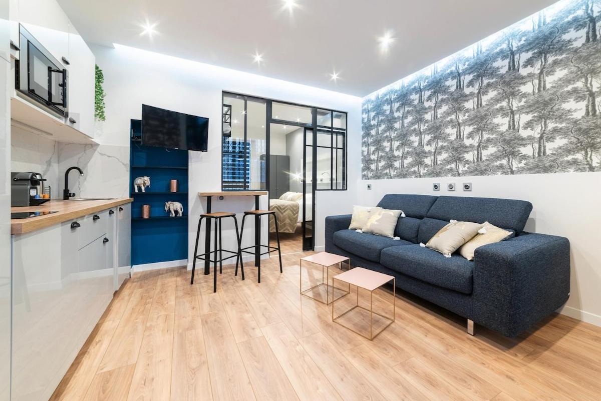 Center Design Montmartre *